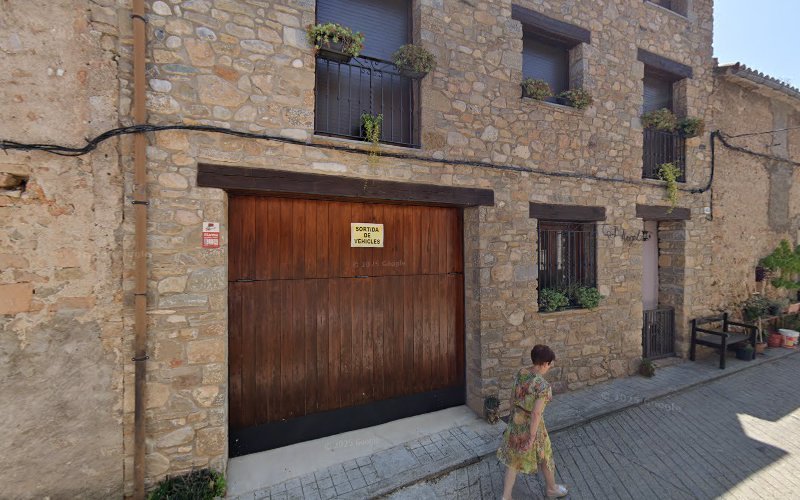 Castillo-de-Oliana-Residencial-S-Privado