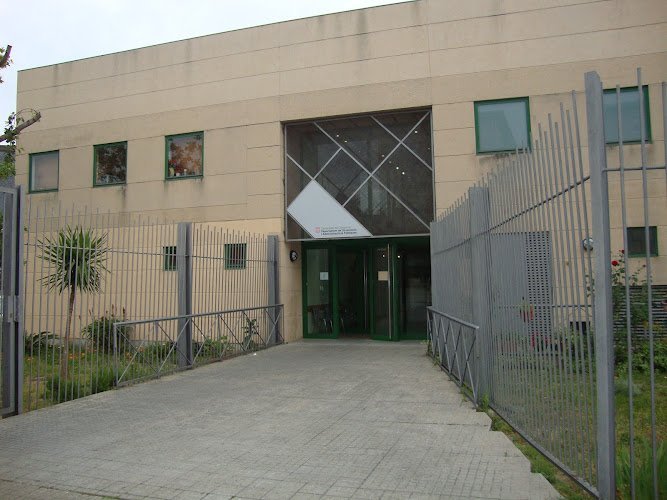 Centre-de-dia-per-a-gent-gran-Les-Arenes