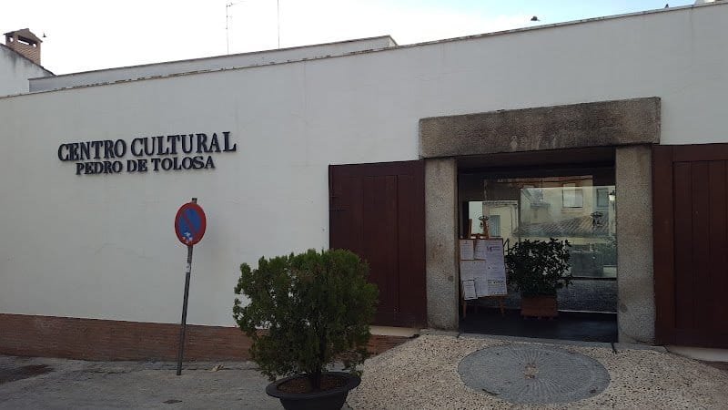 Centro-3-Edad-Villa-Del-Prado