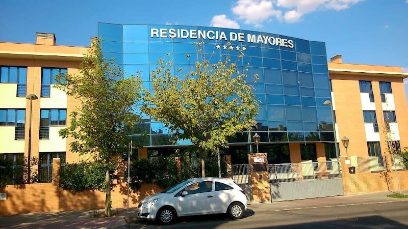 Clinica-Geriatrica-Los-Angeles-SL