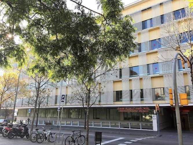 Colisee-Barcelona-Isabel-Roig-Hospital-dAtencio-Intermedia