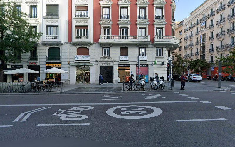 Dra-Rosana-Mainar-Sancho-Geriatria-Medicina-Familiar-Cuidados-Paliativos-Sofrologia-Medicina-Integrativa-y-Humanista