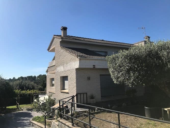 Residencia-3a-Edat-Castellarnau-Anais