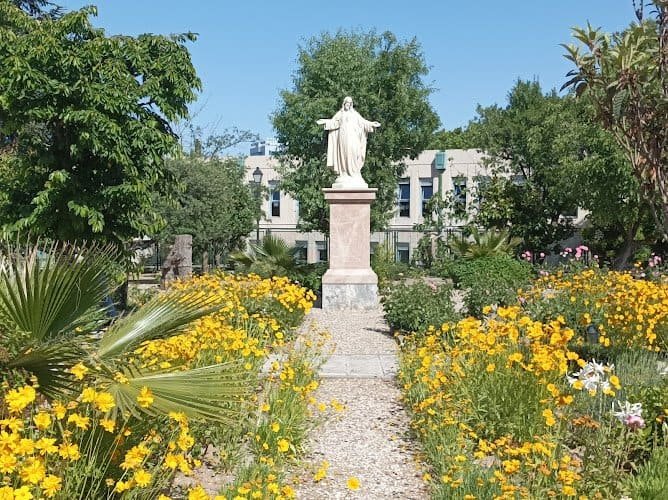 Residencia-Santa-Filipina