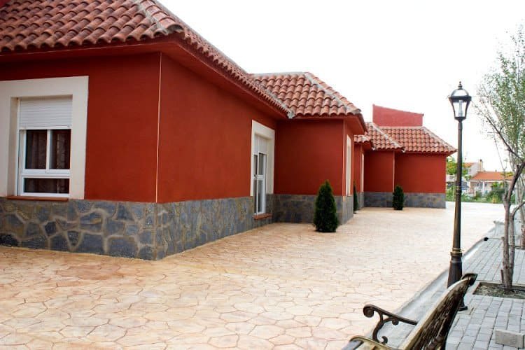 Residencia-Tercera-Edad-y-Apartamentos-Los-Cisneros-de-Yeles