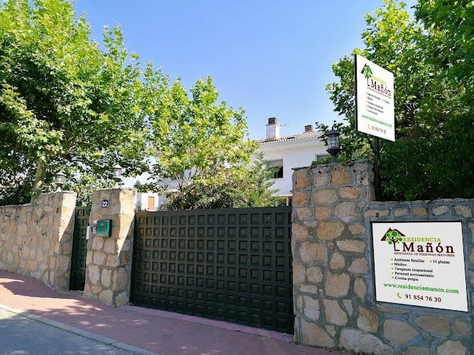 Residencia-de-Personas-Mayores-Manon