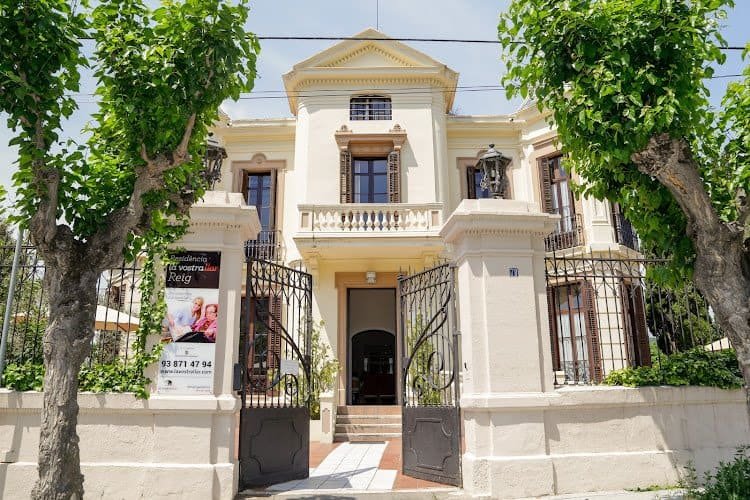 Residencia-geriatrica-La-Vostra-Llar-Reig