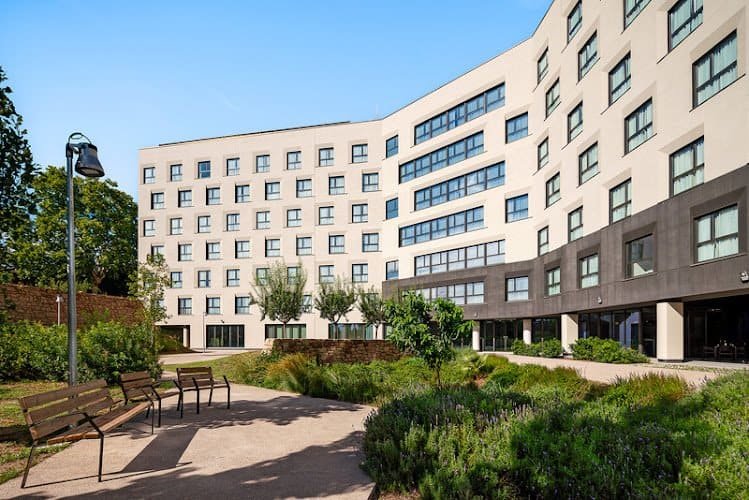Residencia-i-Centre-de-dia-Bouco-Manresa