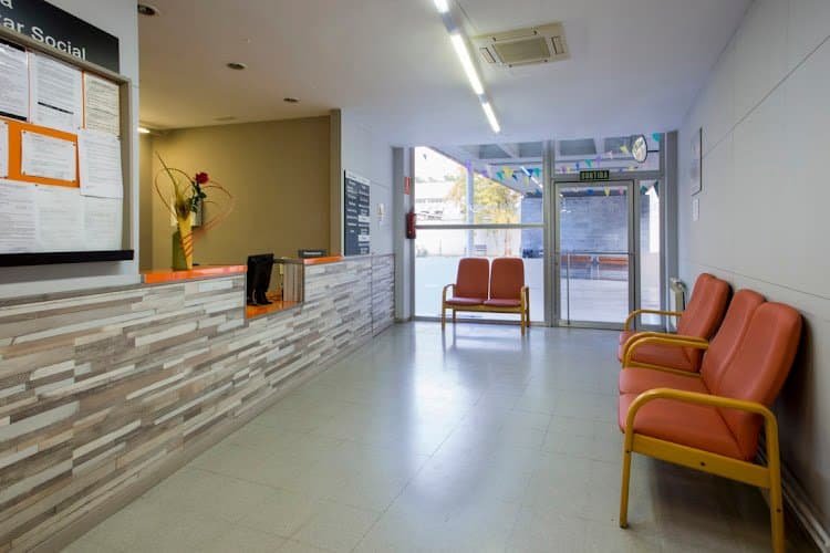 Residencia-i-centre-de-dia-per-a-gent-gran-Falguera