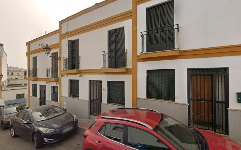CAlvarez-Quintero5-41500-Alcala-de-Guadaira