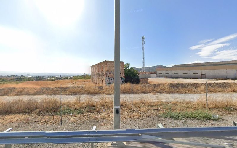 Casa-antigua-reventada