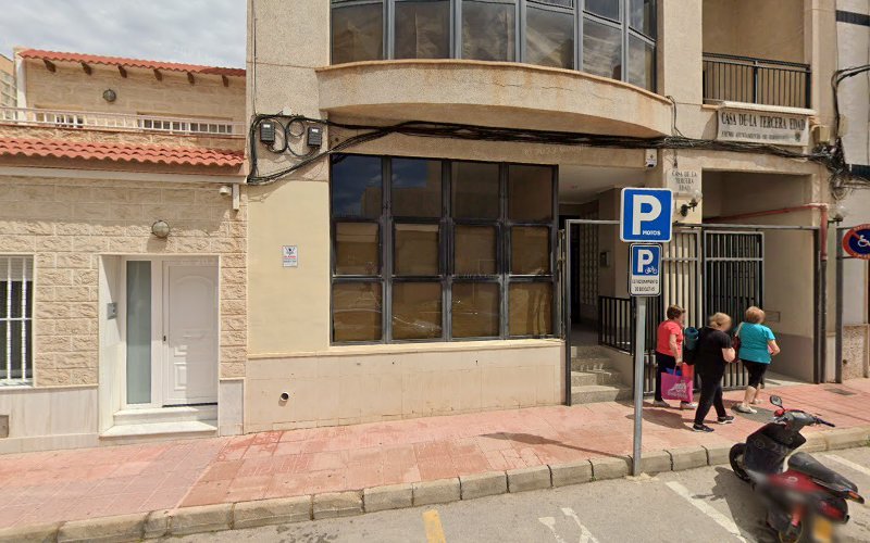 Casa-de-tercera-edad-de-calle-San-Pascual-Torrevieja