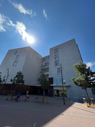 Casal-de-gent-gran-Vilapicina-i-Torre-Llobeta