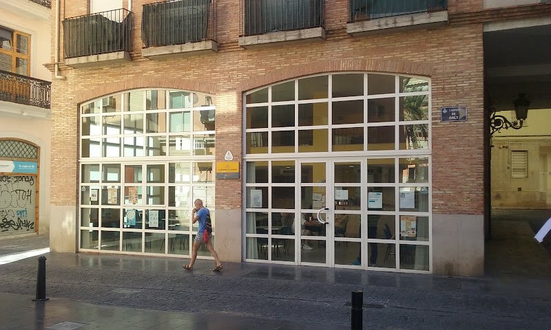 Centre-dActivitats-per-a-Persones-Majors-EL-Carmen
