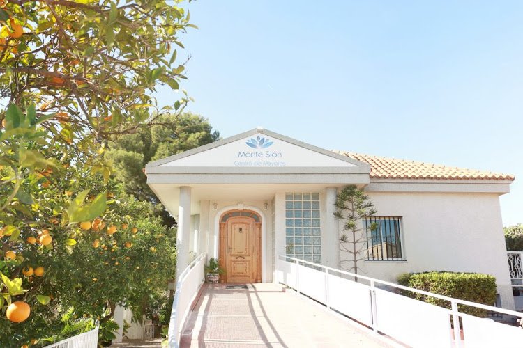 Centro-de-Mayores-Monte-Sion