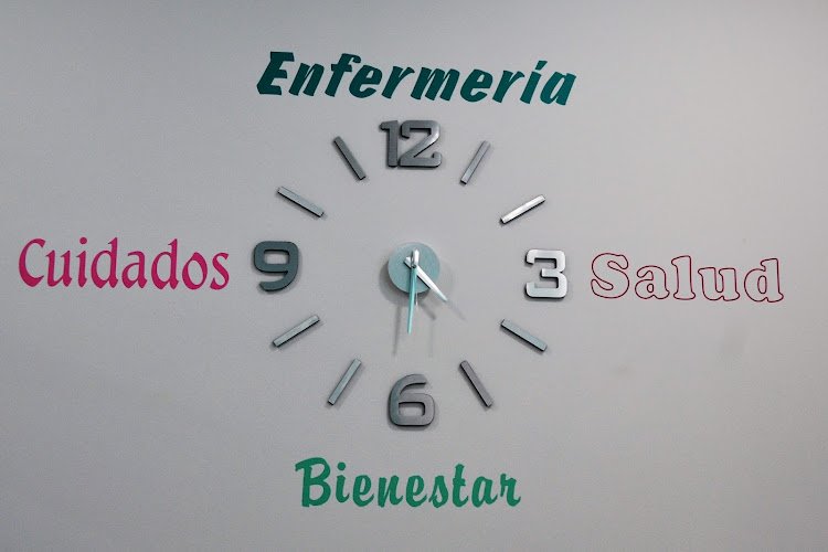 Clinica-Enfermeria-Vigo-Servicio-Guardia-Practicantes-Vigo-ATS-SL