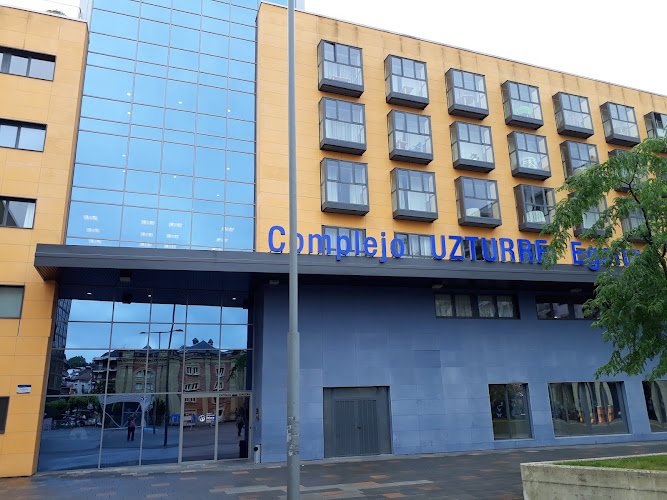Complejo-Asistencial-Uzturre-Residencia-San-Cosme-y-San-Damian