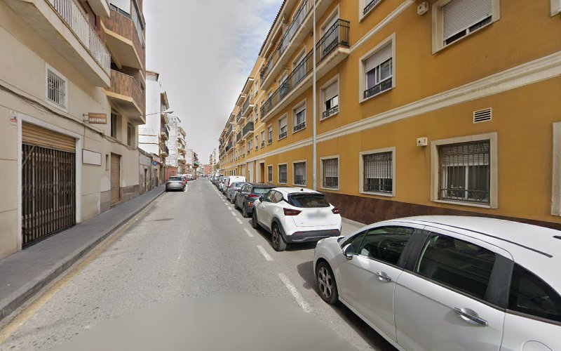 Cuidado-de-personas-mayores-en-Alicante-y-Provincia-En-Tu-Casa-Asistencia