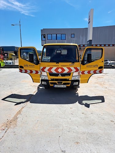 Gruas-Sempere-GHS-Asistencia-en-carretera-en-Malaga