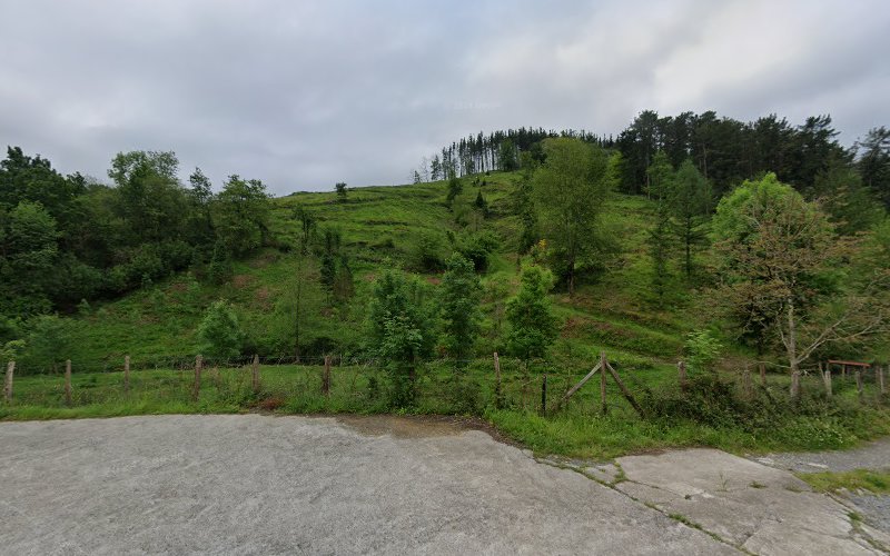 MAGUREGI-Baserri