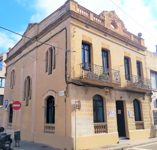 RESIDENCIA-GERIATRICA-LLAR-DEL-PRAT-residencia-per-ancians-geriatric