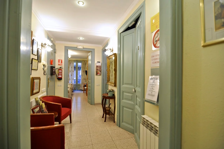 Residencia-Santa-Rita-Barcelona