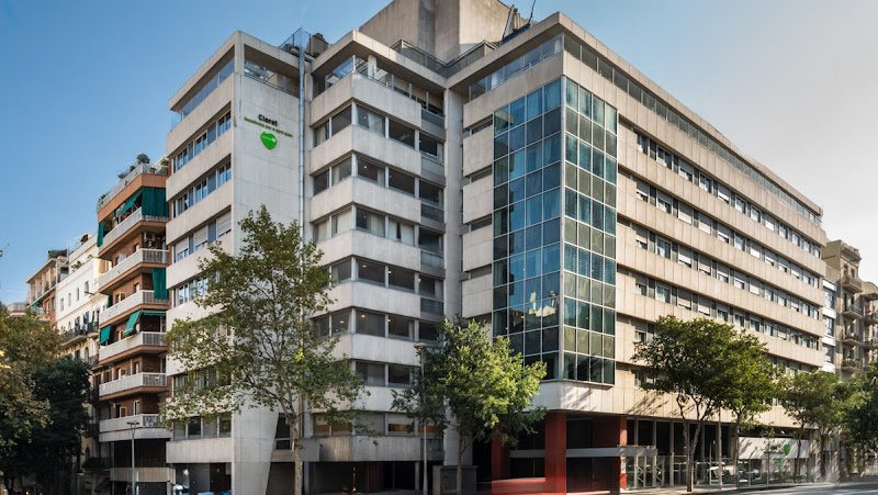 Residencia-de-mayores-Domusvi-Claret-Barcelona