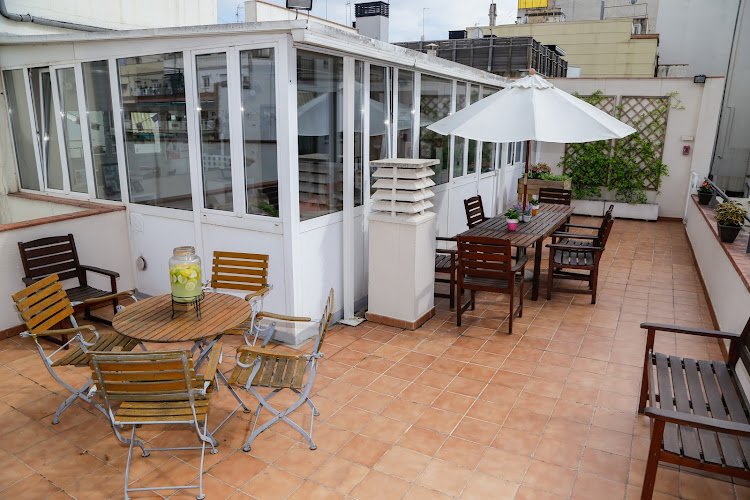 Residencia-geriatrica-La-Vostra-Llar-Les-Dalies-Barcelona