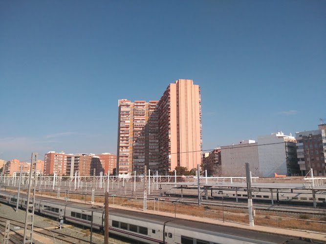 The-Beehive-building