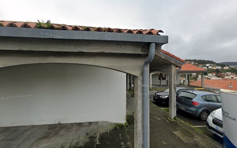 Centro de dia para maiores MUROS