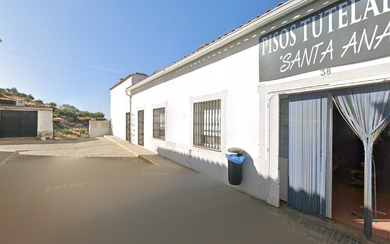 Piso Tutelado y residencia Fuentes de León