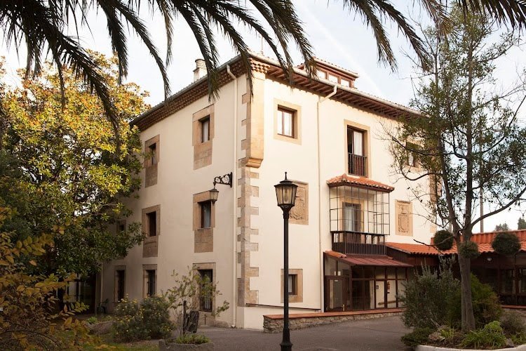 Residencia DomusVi Palacio de Caldones