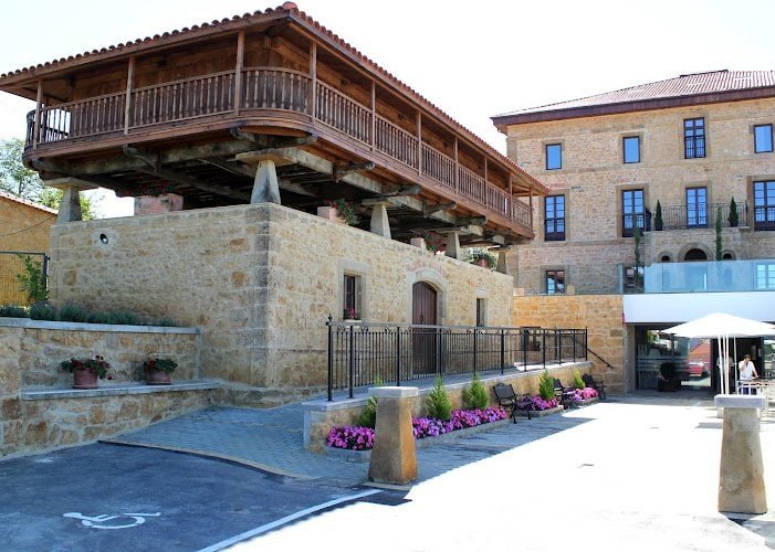 Residencia Mimara Palacio de Leceñes