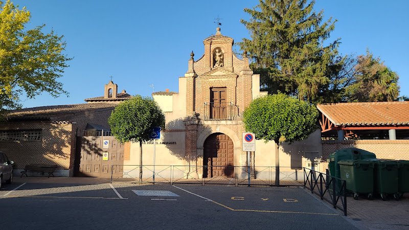 Residencia San Miguel Arcángel