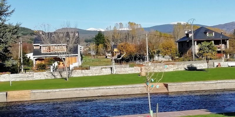 Servicio de ayuda Vega de Espinareda